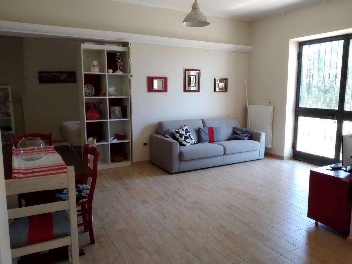 La Casa Di Silvia Lägenhet Cantalupo in Sabina Exteriör bild